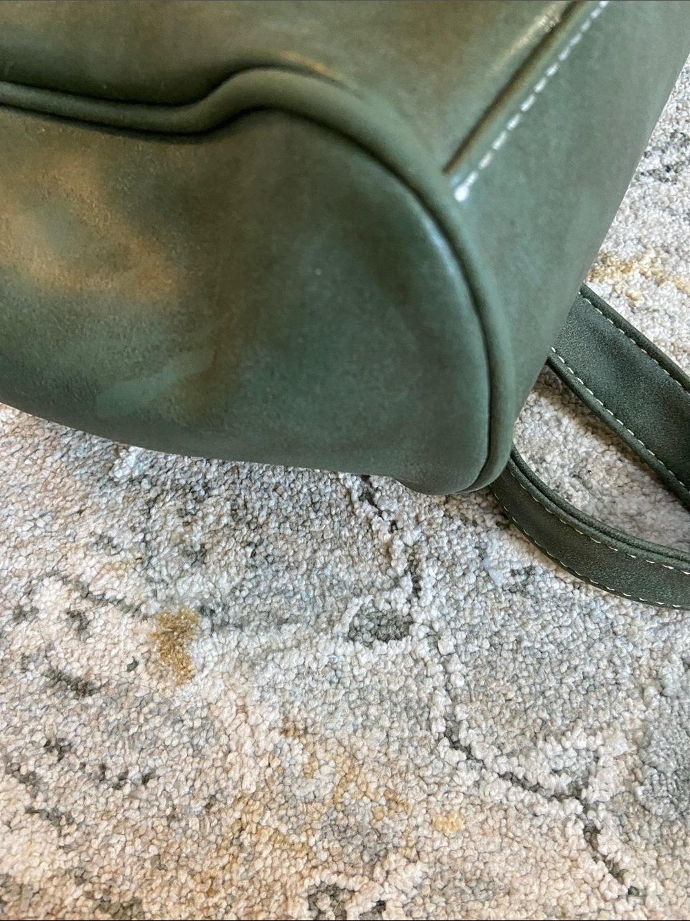 Olive Green Kiss-lock Bag with Decorative Trim and Removable Crossbody Strap - Picture 3 of 11
